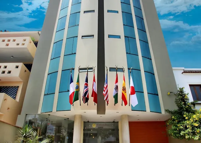 Cheap hotel: Embajadores Hotel
